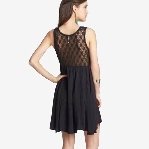 Free People Fiesta Mini Dress Small Black Asymmetrical Hem Crochet Neutral Flowy - Picture 4 of 4